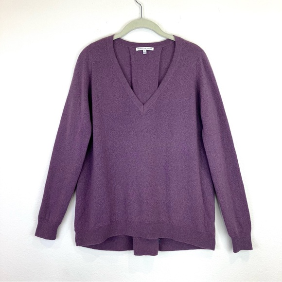 Rebecca Minkoff Sweaters - Rebecca Minkoff V-Neck Cashmere Sweater